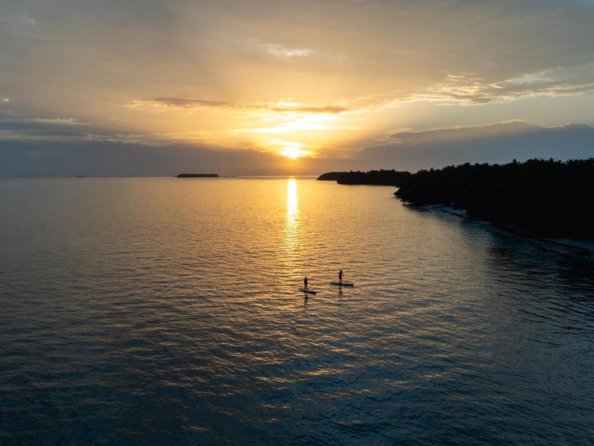 Isla Retreat Hotel Fehendhoo ภายนอก รูปภาพ