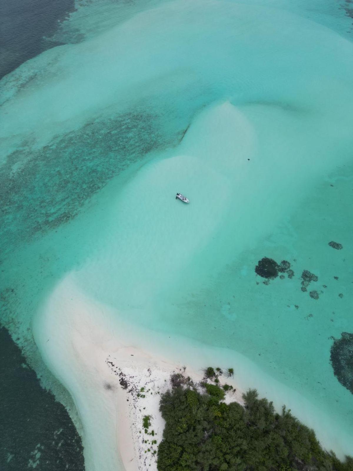 Isla Retreat Hotel Fehendhoo ภายนอก รูปภาพ